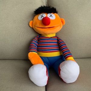 New with tags!! Ernie plush dolls from KAWxUniqlo!